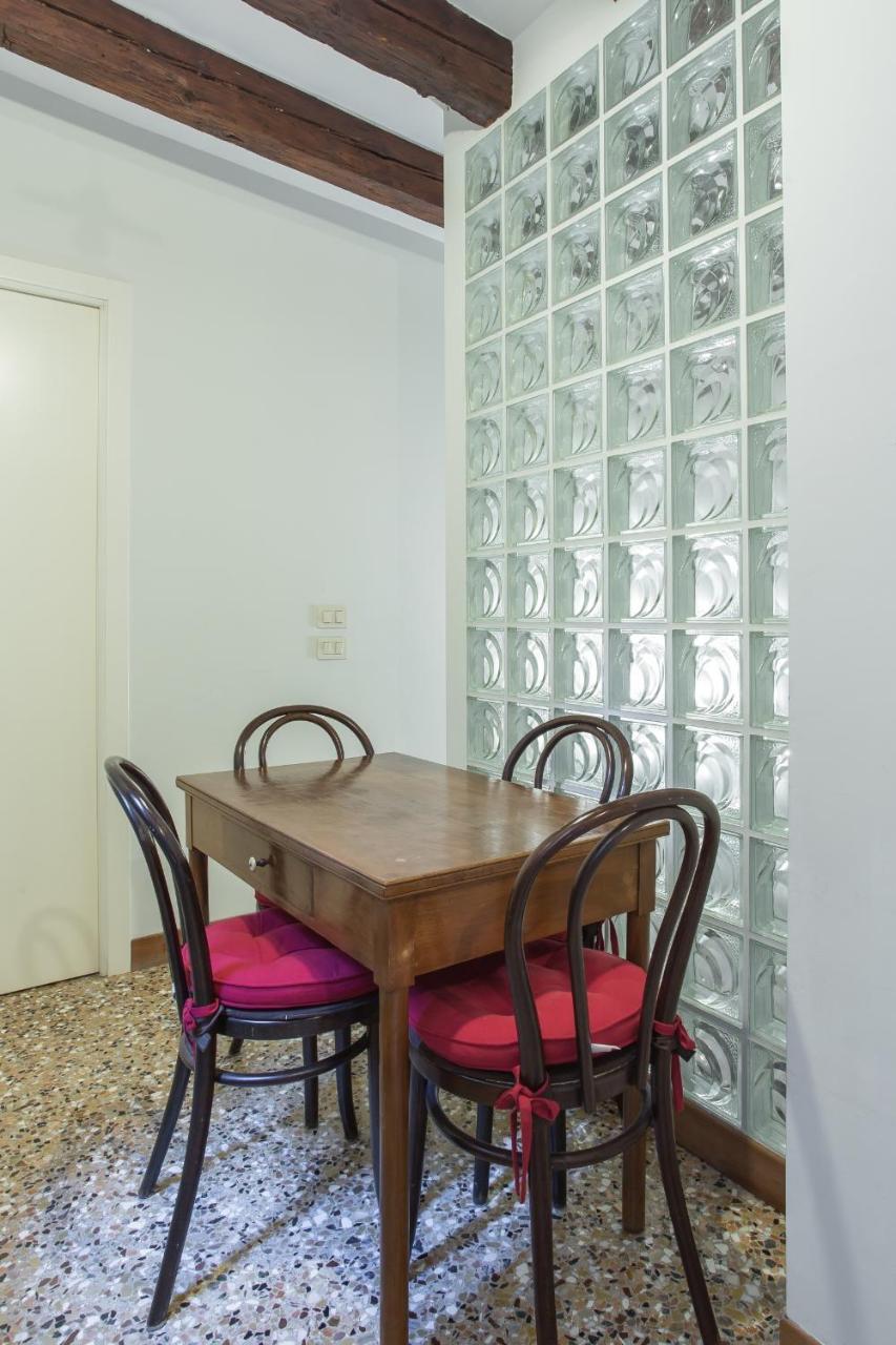 Ca Della Regina Apartment เวนิส ภายนอก รูปภาพ